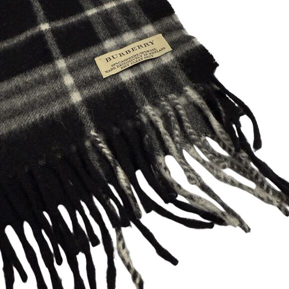 Burberry Black Gray & White Plaid Check Fringe Cashmere Wool Blend Scarf - Picture 3 of 7